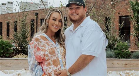 luke combs wife kids